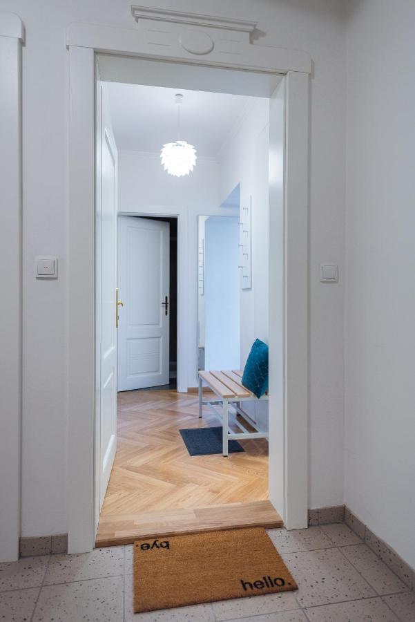Beautiful Mala Strana Studio By Easybnb Praga Exterior foto